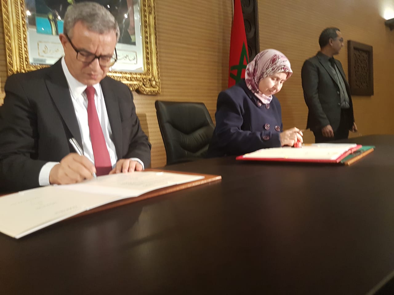 توقيع إتفاقيات تعاون وشراكة بين وزارة العدل وجمعيات المجتمع المدني